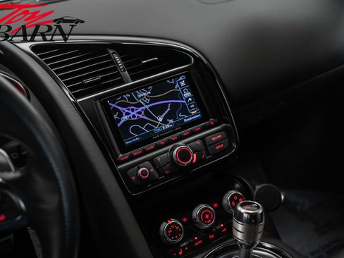Used 2014 Audi R8 V8 image 38
