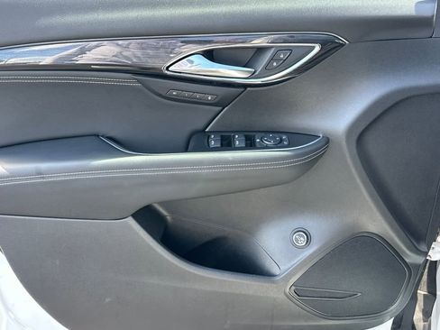 Used 2023 Buick Envision Essence w/ Sport Touring Package AWD/4WD image 13