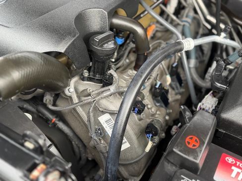 Used 2015 Toyota Tundra SR AWD/4WD image 81
