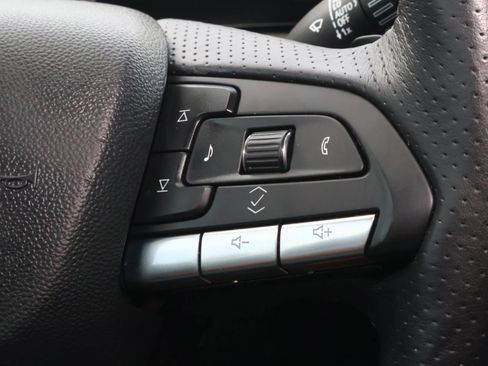 Used 2025 Cadillac XT4 Sport w/ Technology Package image 29