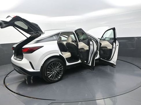Used 2024 Lexus RX 350 w/ Convenience Package image 36