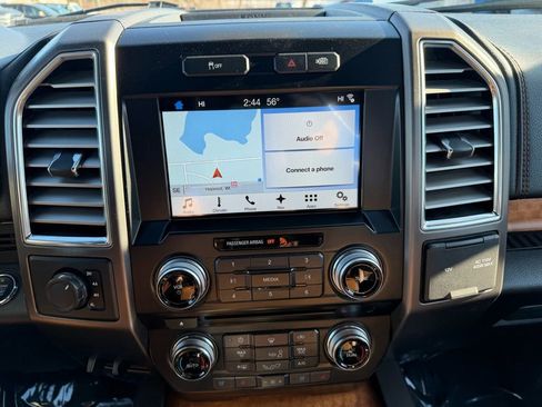 Used 2016 Ford F150 Limited image 8