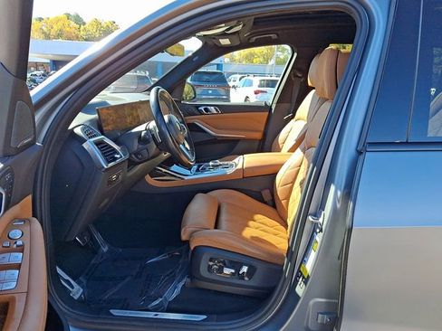 Used 2023 BMW X7 xDrive40i w/ Executive Package image 18
