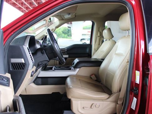 Used 2017 Ford F250 Lariat w/ Chrome Package AWD/4WD image 9