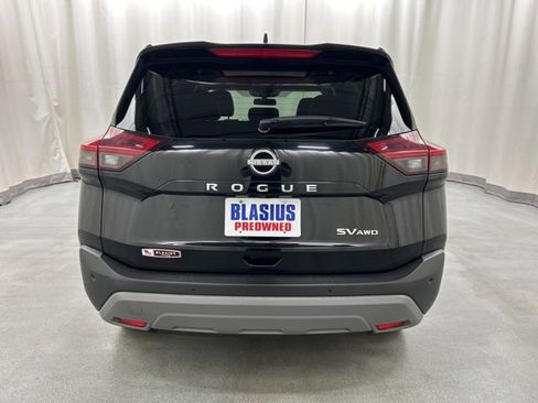 Used 2023 Nissan Rogue SV w/ SV Premium B Package AWD/4WD image 32