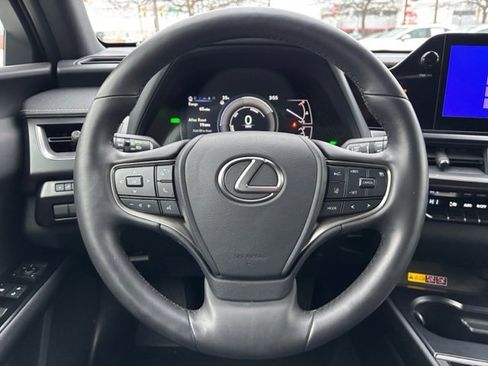 Used 2024 Lexus UX 250h F Sport image 14