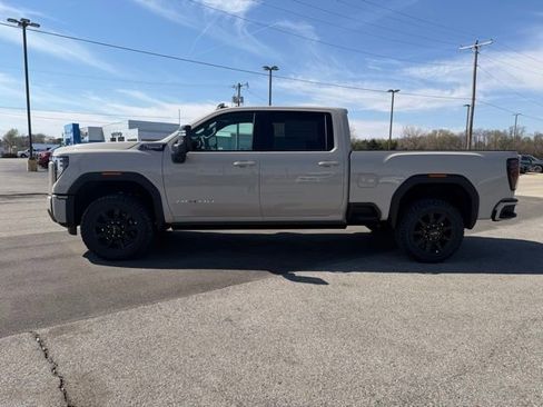 New 2026 GMC Sierra 2500 AT4 image 9