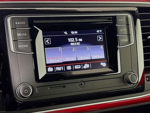 Used 2019 Volkswagen Beetle 2.0T S image 16