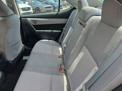 Used 2015 Toyota Corolla LE FWD image 12