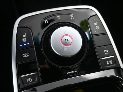 Used 2021 Kia Niro EX Premium image 23