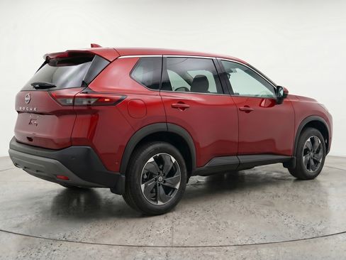 Used 2025 Nissan Rogue SV image 9