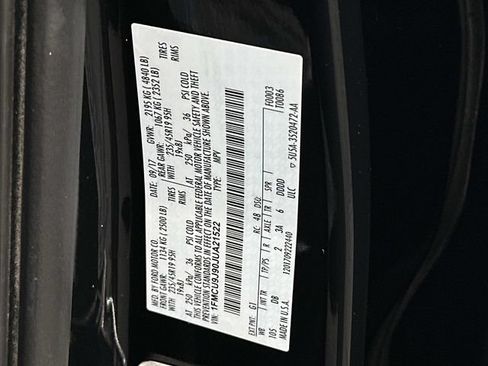 Used 2018 Ford Escape Titanium w/ Ford Safe & Smart Package AWD/4WD image 33