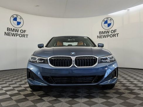 New 2026 BMW 330i xDrive Sedan w/ Premium Package AWD/4WD image 4