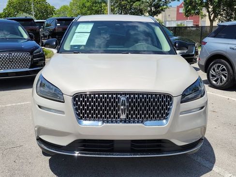 Certified 2022 Lincoln Corsair FWD image 2
