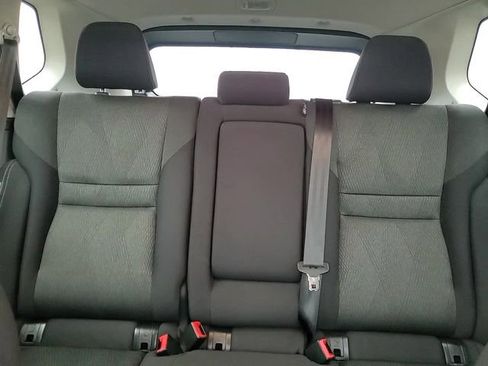 Used 2025 Nissan Rogue SV image 23