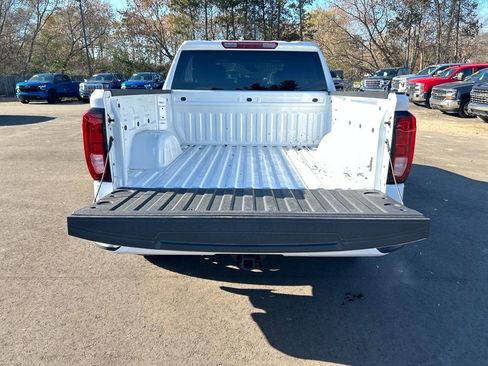 Certified 2025 GMC Sierra 1500 Elevation image 16