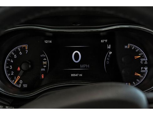 Used 2018 Jeep Grand Cherokee High Altitude AWD/4WD image 17