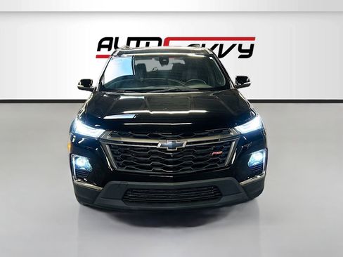 Used 2023 Chevrolet Traverse RS AWD/4WD image 2