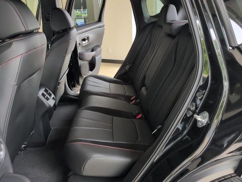 Certified 2025 Acura ADX A-Spec image 34