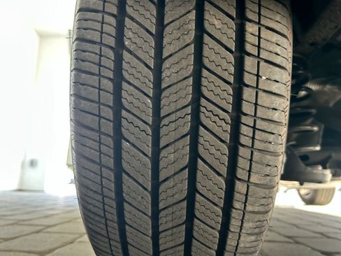 Certified 2025 Volkswagen Taos S FWD image 41