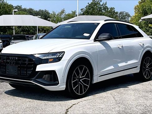 Used 2023 Audi SQ8 Prestige w/ Prestige Package AWD/4WD image 2