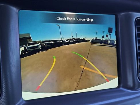 Used 2022 Dodge Charger SXT w/ Plus Group image 2