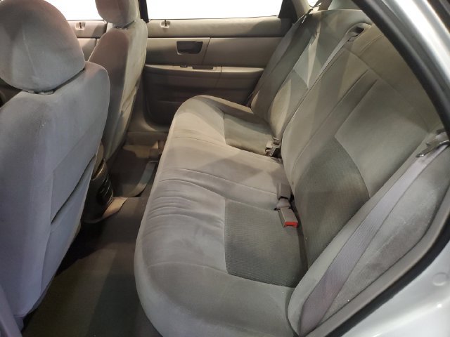 Used 2005 Ford Taurus SE FWD image 26