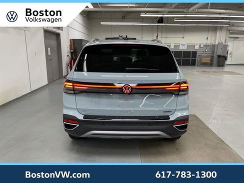 New 2026 Volkswagen Taos SE AWD/4WD image 3