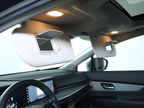 Certified 2025 Nissan Murano SL image 22