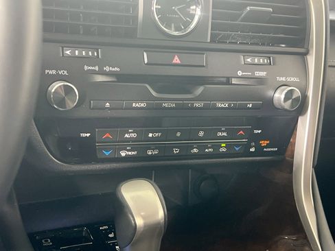 Used 2019 Lexus RX 350 AWD w/ Navigation Package image 16