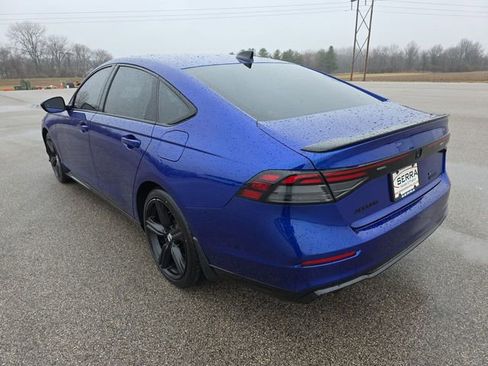 Used 2024 Honda Accord Sport image 11