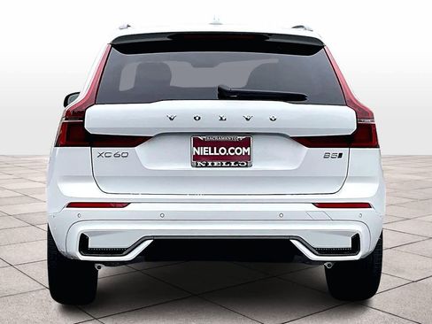 New 2026 Volvo XC60 B5 Ultra w/ Climate Package image 6
