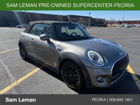 Used 2017 MINI Cooper Convertible image 3