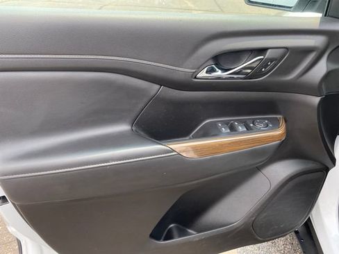 Certified 2023 GMC Acadia SLE w/ LPO, Floor Liner Package FWD image 16