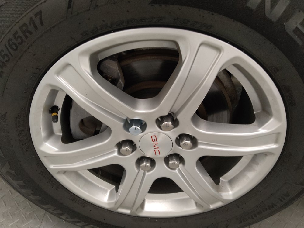 Used 2019 GMC Acadia SLE FWD image 31