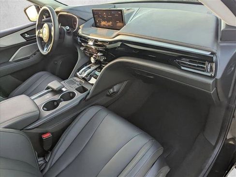 Used 2024 Acura MDX SH-AWD image 21