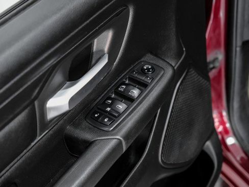 Used 2019 RAM 1500 Tradesman AWD/4WD image 39