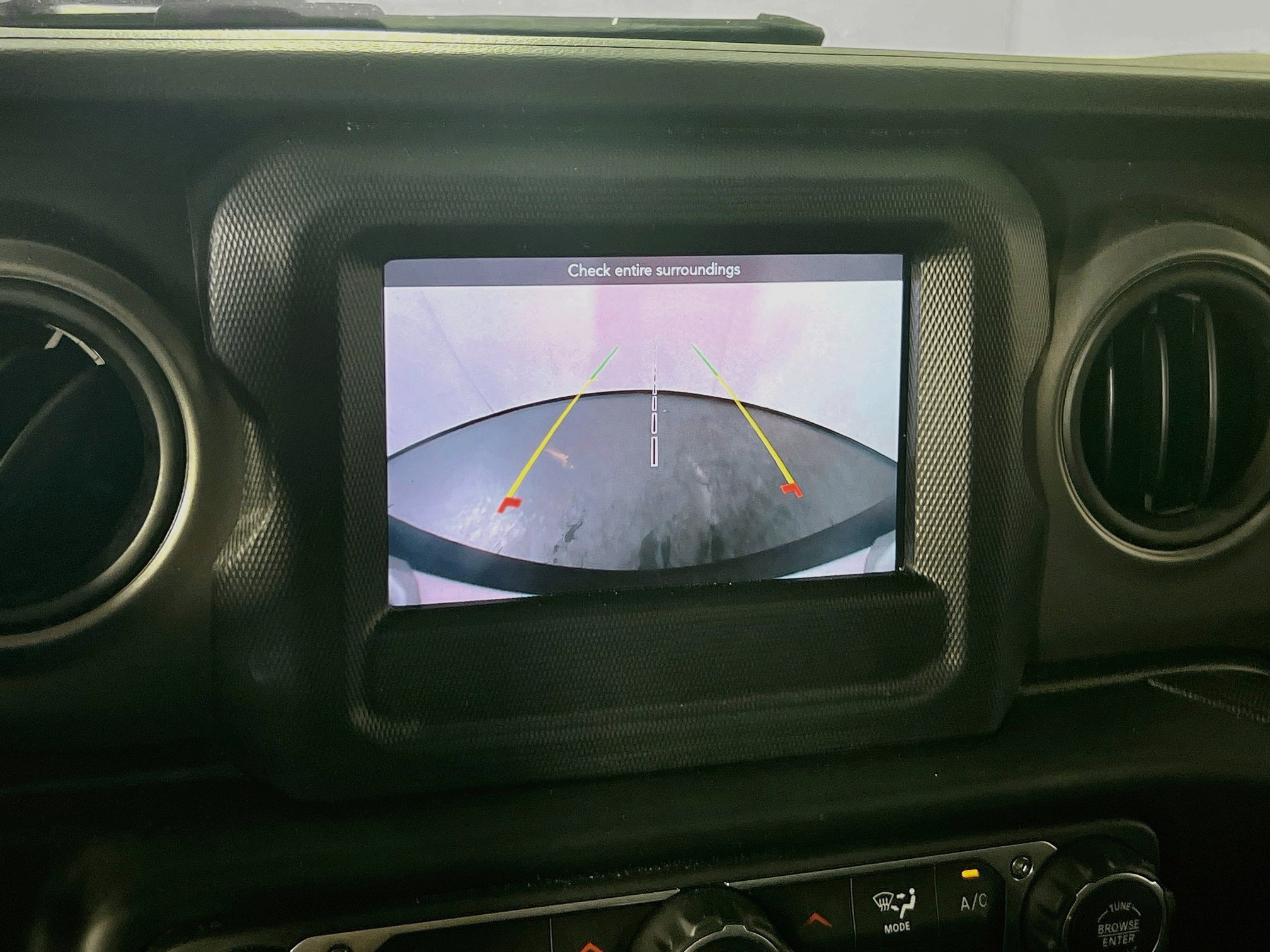 Used 2023 Jeep Wrangler Sport AWD/4WD image 13