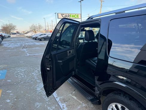 Used 2017 Ford Expedition EL Limited image 20
