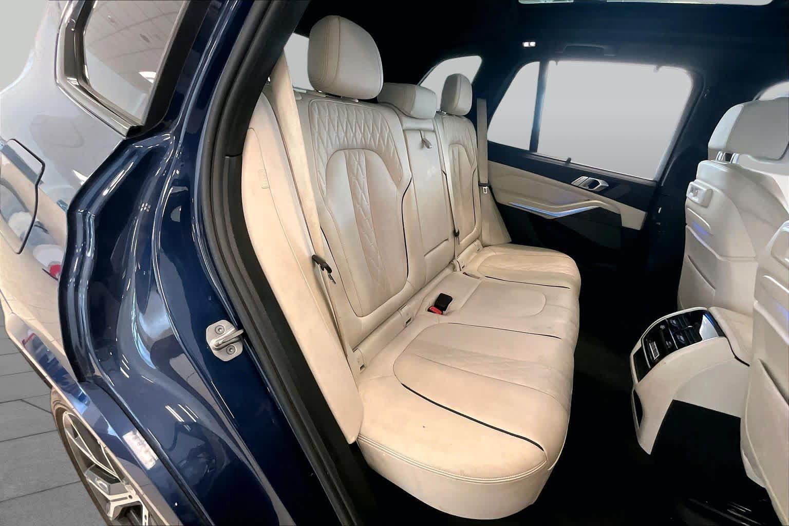 Used 2022 BMW X5 xDrive45e w/ M Sport Package AWD/4WD image 19