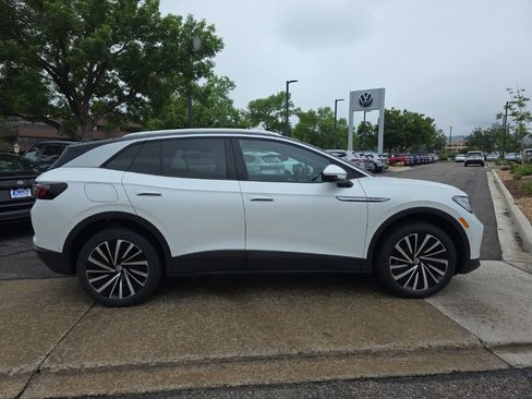 Certified 2023 Volkswagen ID.4 Pro S Plus AWD/4WD image 6