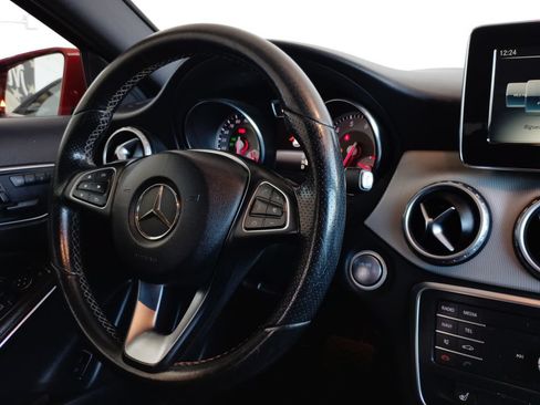 Used 2017 Mercedes-Benz GLA 250 w/ Premium Package image 29
