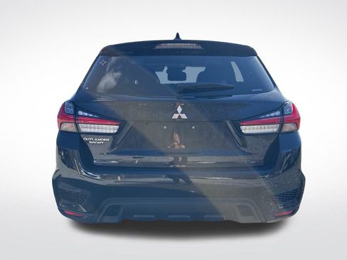 Used 2025 Mitsubishi Outlander Sport SE image 5