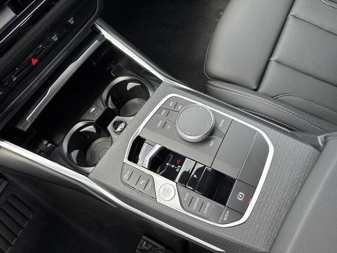 New 2026 BMW 330i Sedan w/ M Sport Package RWD image 20