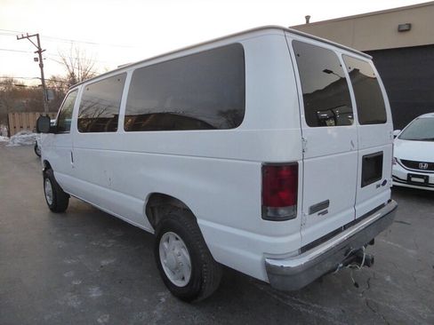 Used 2009 Ford E-350 and Econoline 350 XL image 5