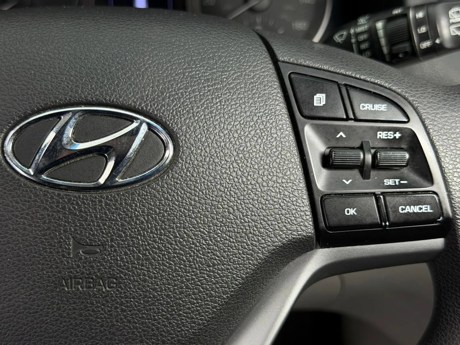 Used 2018 Hyundai Tucson SE AWD/4WD image 30