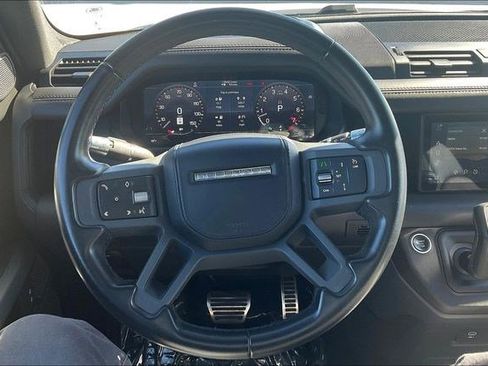 Used 2022 Land Rover Defender 110 X image 5
