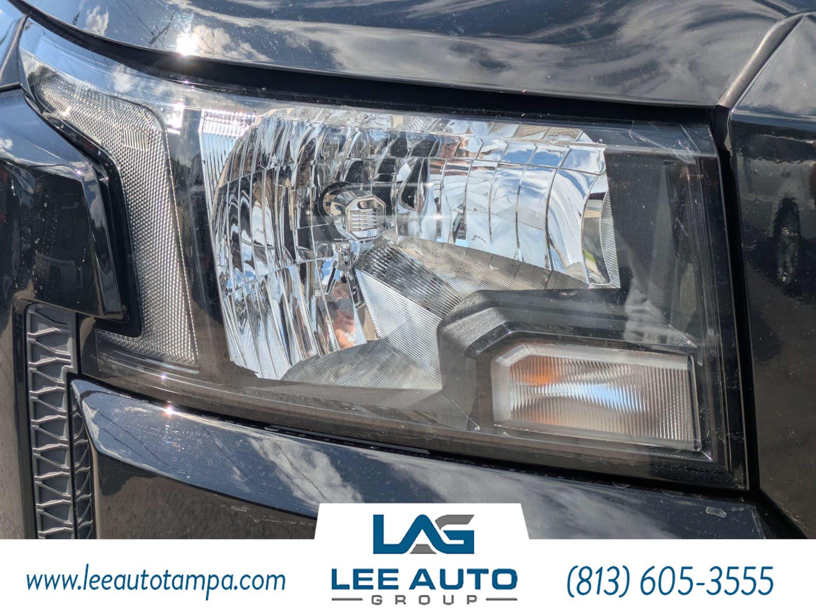 Used 2022 Nissan Frontier SV w/ Technology Package AWD/4WD image 9