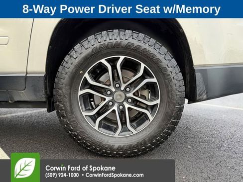 Used 2017 GMC Acadia Limited SLT image 9