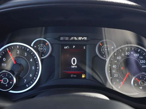 New 2025 RAM 1500 Big Horn image 38